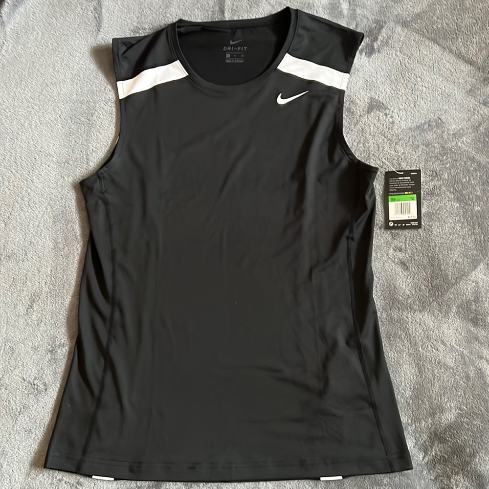 Nike Dri-fit sleeveless tank